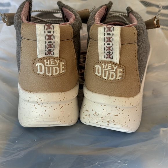 Awesome hey dude boots, just too small for me - Picture 5 of 6